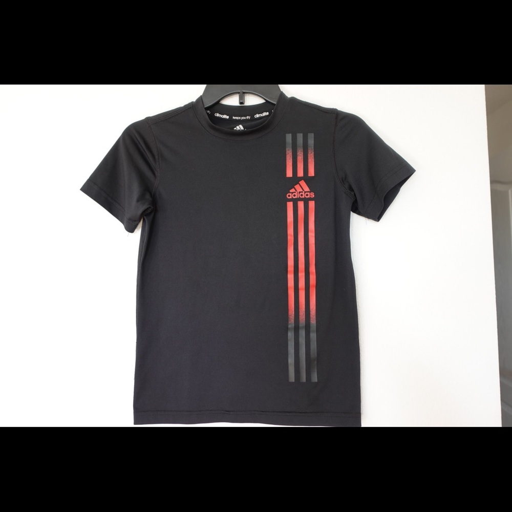 Adidas shirt shirt sleeve